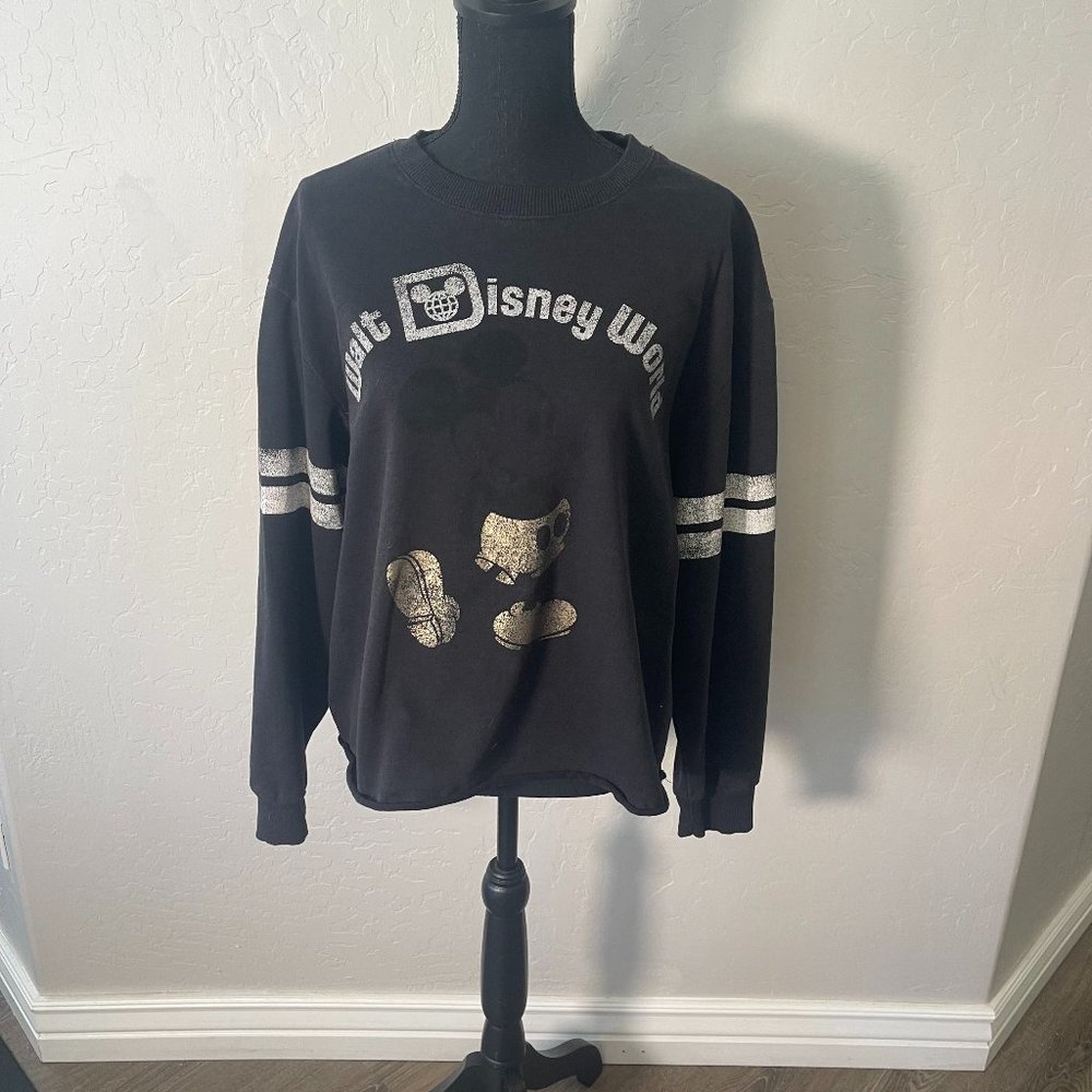 Women's Cropped Walt Disney World Jersey Style Pullover. Size XL. Worn Twice.